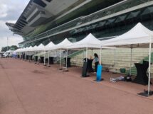 Location de tentes pliantes pour evenement à l'Hippodrome de Vincennes